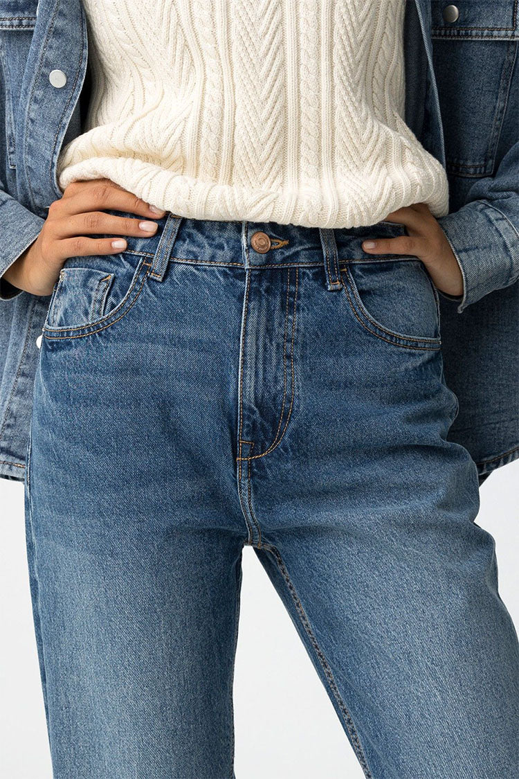 MOM_130- Tapered Mom Jeans-Medium Blue Denim