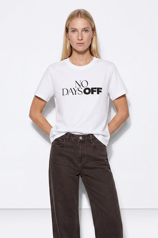 Glora- No Days Off T-Shirt