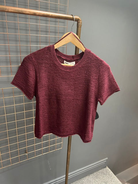 Onlsunny Short Sleeve Knit Top-Maroon