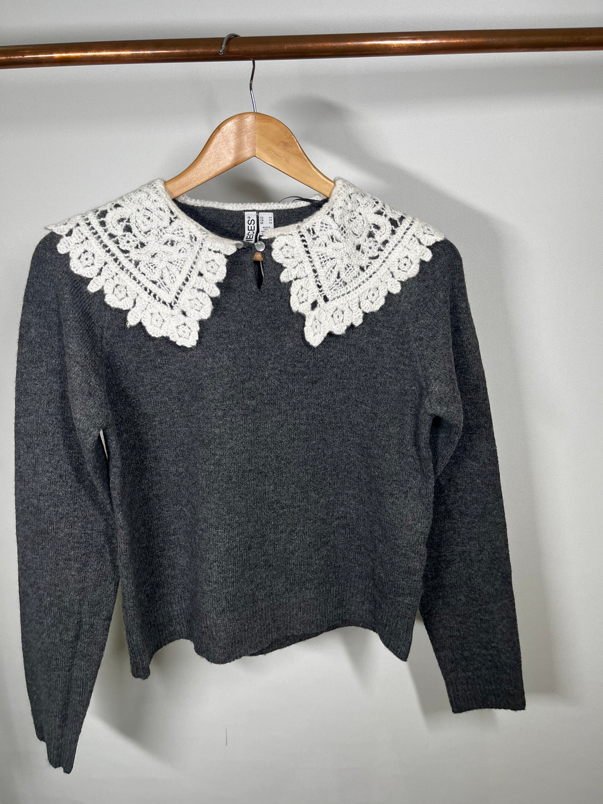Pcelora Grey Cardigan