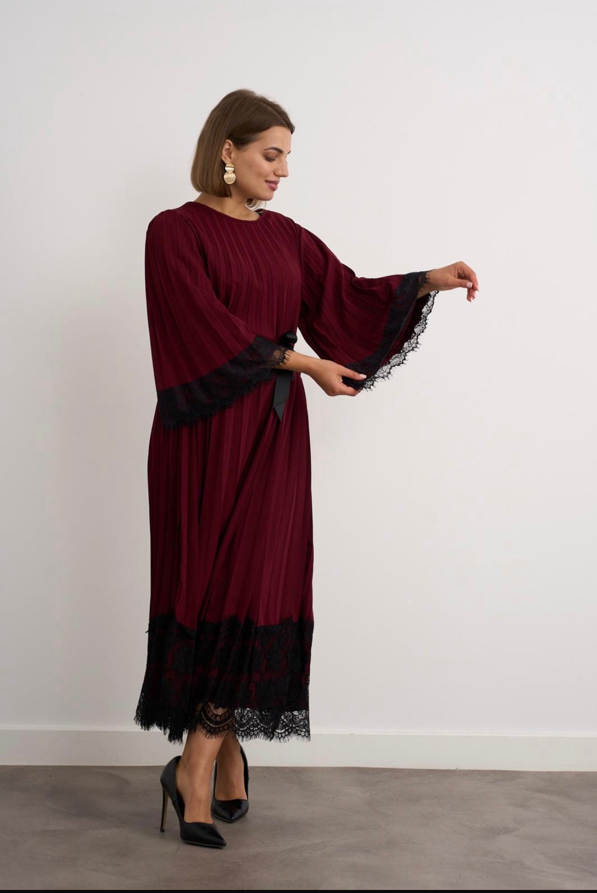 kyla midi dress- burgendy and lace detail