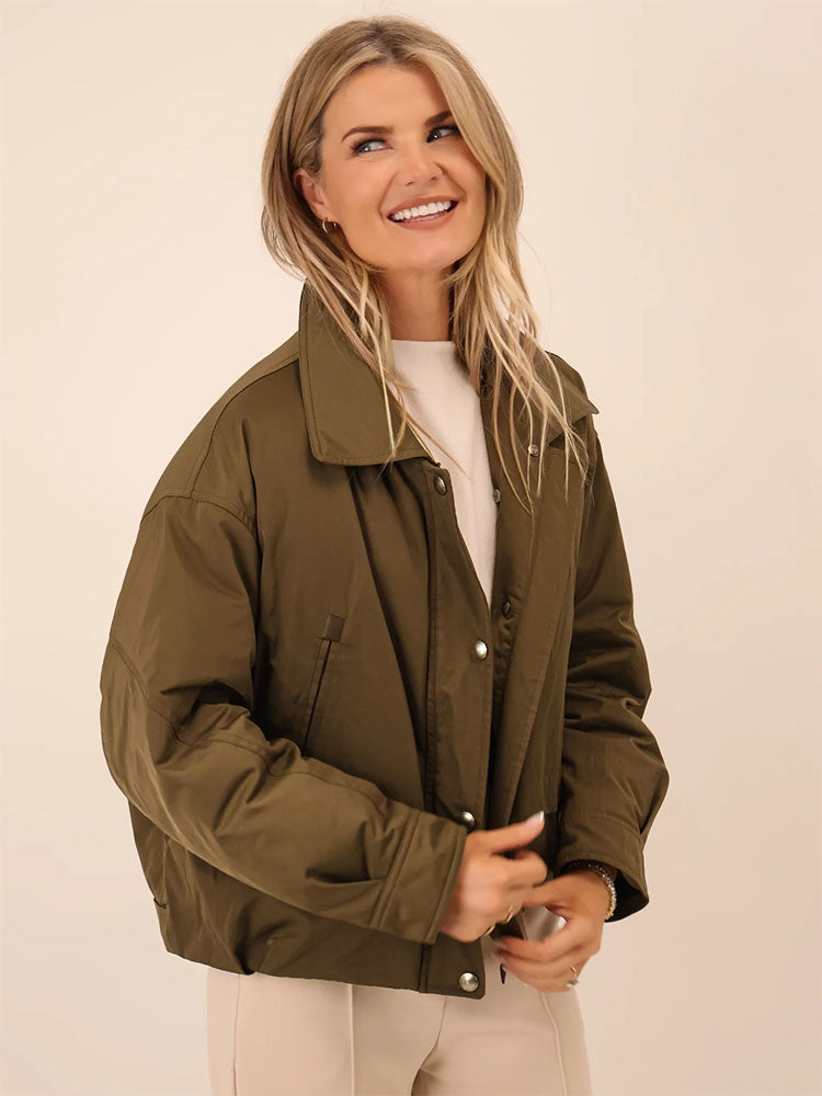 Kate & Pippa Aspen Detachable Fur Collar Jacket In Khaki
