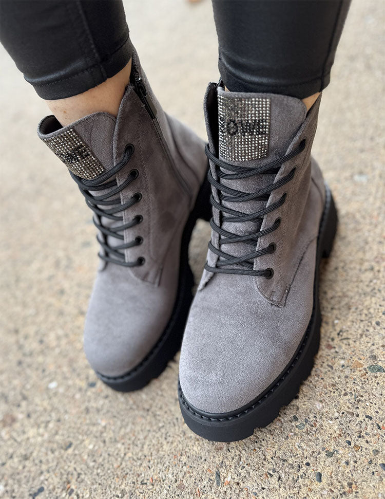 Gonzalez-Grey Suede Boots