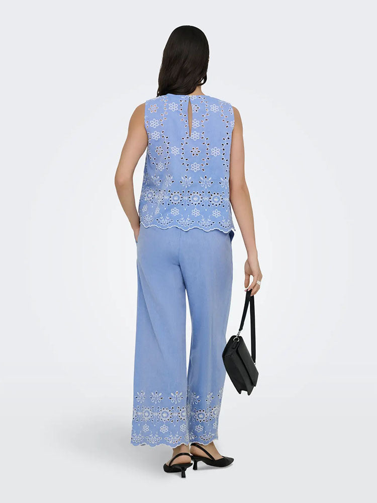 Jdymarina Sleeveless Embroideried Top-Blue