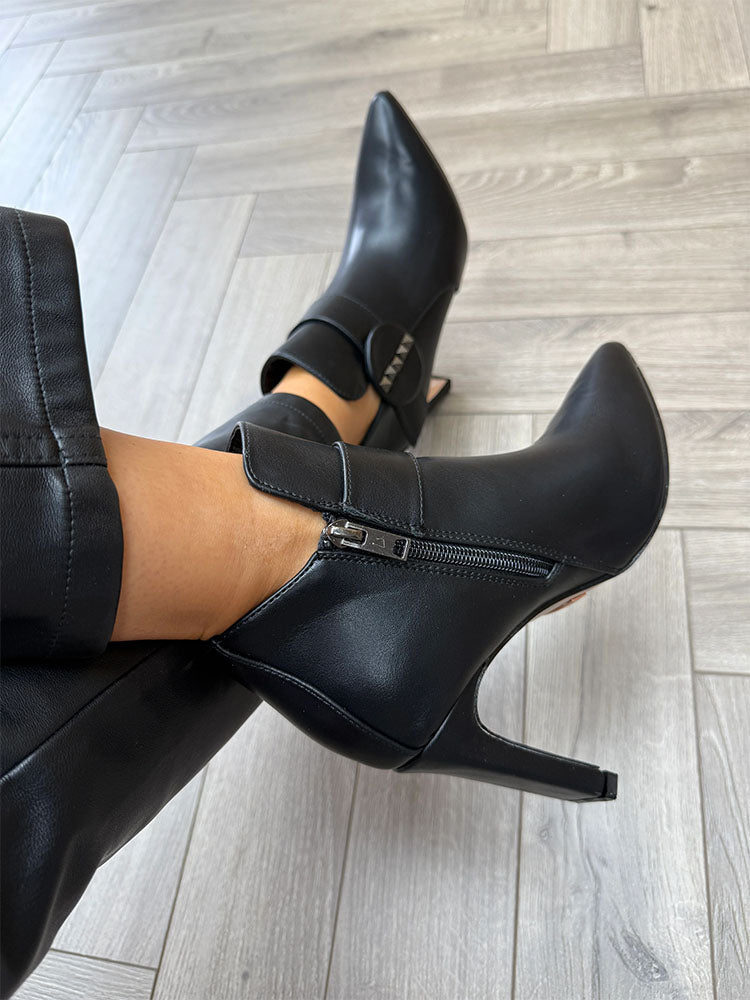 Senorita Boots-Black