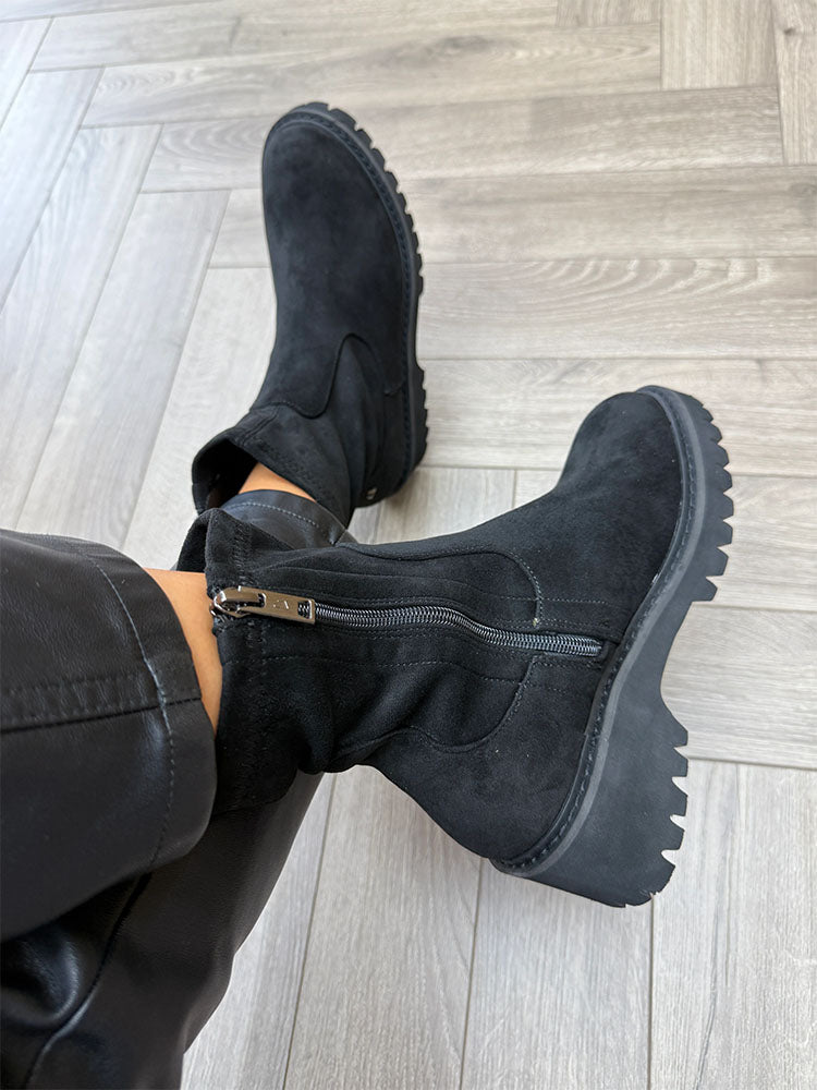 Travelin Soldier-Black