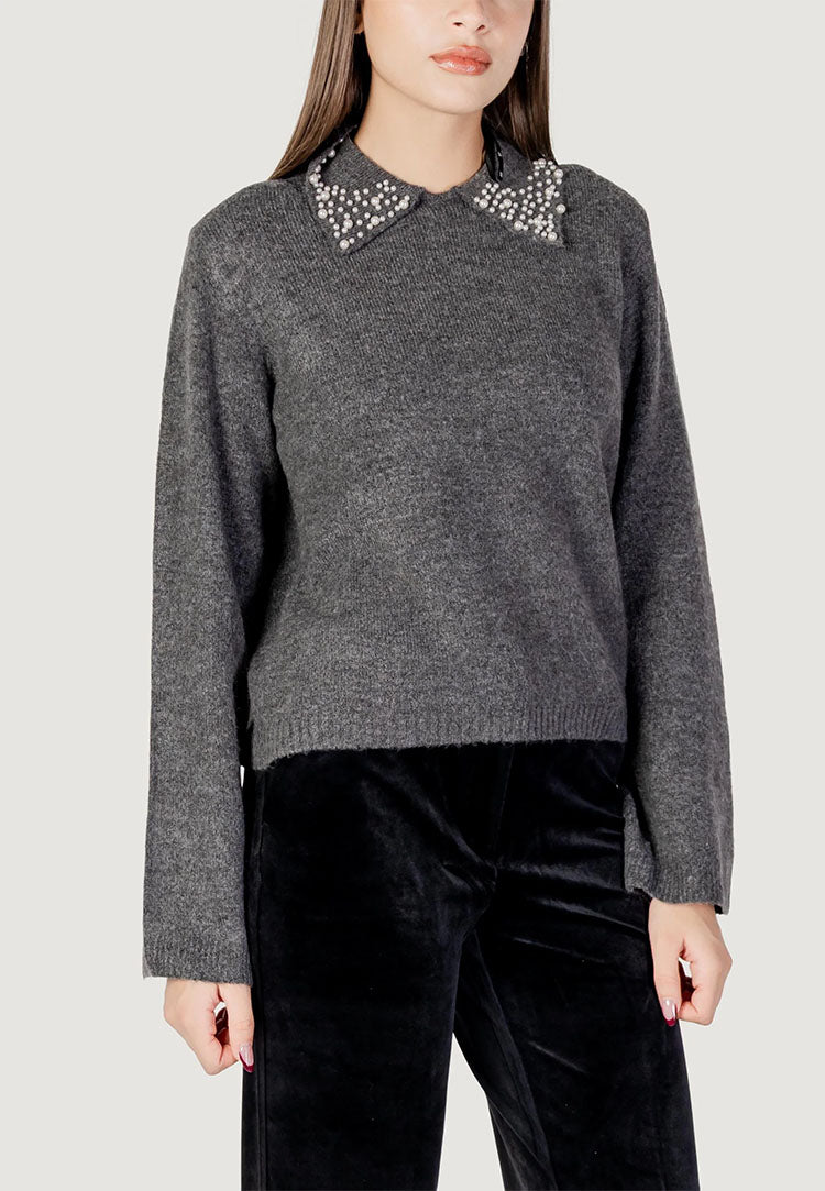 Jdyaubray Grey Pearl Collar Knit Sweater