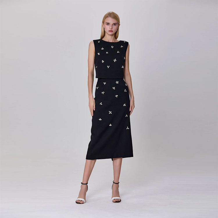 Sleeveless Embroidered Top-Black
