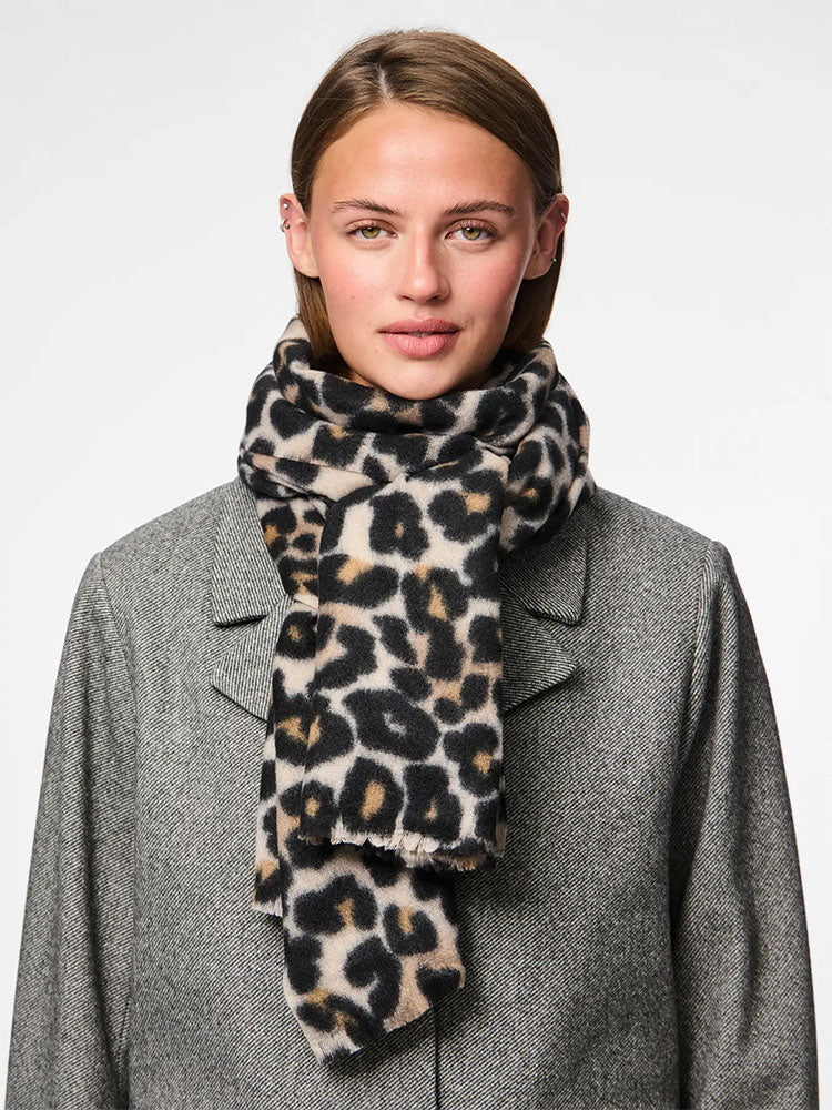 Pcjorna Long Leopard Print Scarf