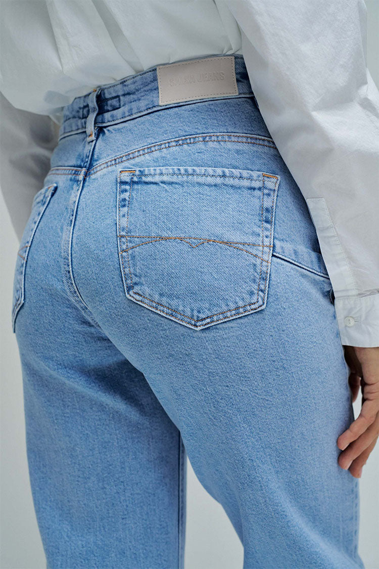Faith Push In Straight Leg Jeans-Light Wash